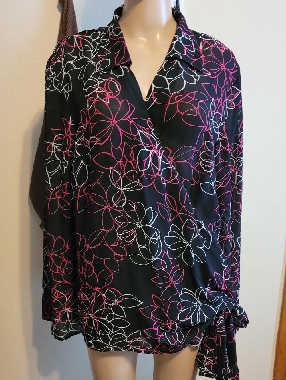 Lane Bryant - Black Floral Wrap Top with Pink and White Outline Flowers - 26/28